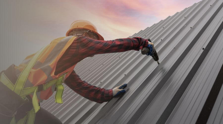 Expert new roof installation services in Johnston City, IL